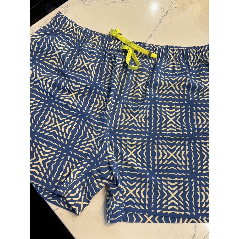 Fabletics Swim Trunks Mens Cream Blue Botanical Drawstring Quick Dry SZ XXL